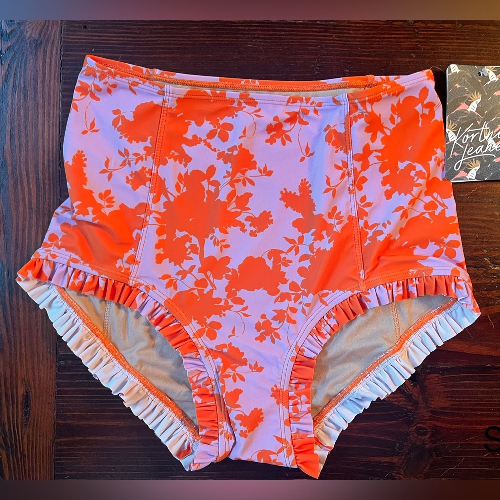 Kortni Jeane orange floral all ruffled up bottoms
